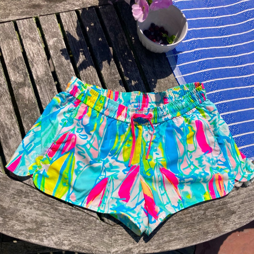 Lilly Pulitzer Runaround Shorts